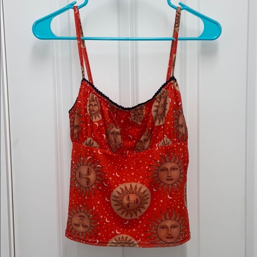 UO Sun and Moon tank